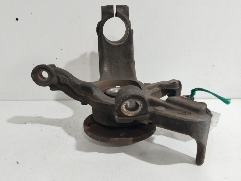 Recambio de mangueta delantera izquierda para volkswagen polo (9n1) highline referencia OEM IAM   