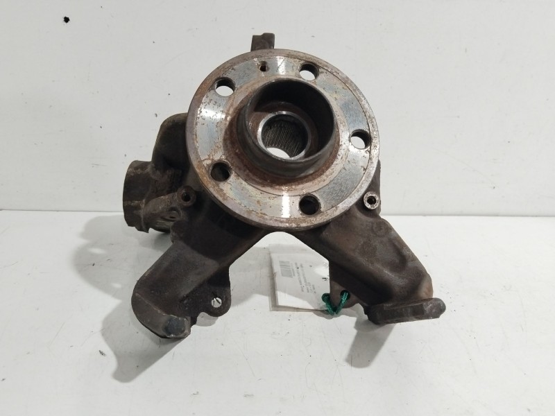 Recambio de mangueta delantera izquierda para volkswagen polo (9n1) highline referencia OEM IAM   