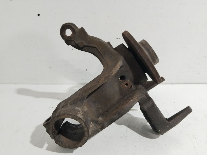 Recambio de mangueta delantera izquierda para volkswagen polo (9n1) highline referencia OEM IAM   