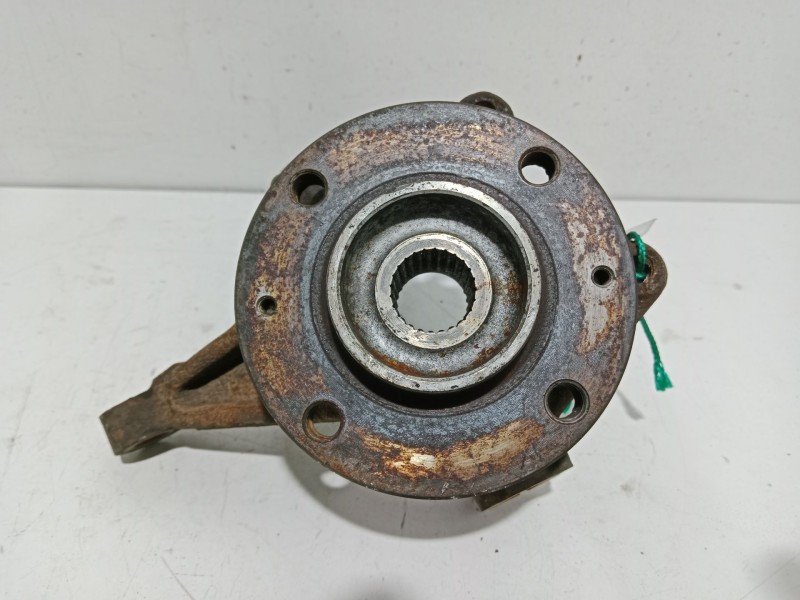 Recambio de mangueta delantera derecha para peugeot 206 berlina xs clim referencia OEM IAM   