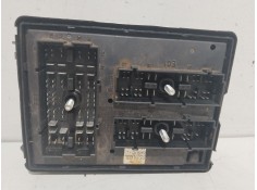 Recambio de caja reles / fusibles para kia carens 1.6 lx referencia OEM IAM PA66TD30   2