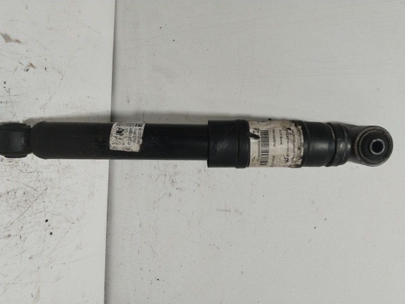 Recambio de amortiguador trasero derecho para opel astra h berlina cosmo referencia OEM IAM 22203740  