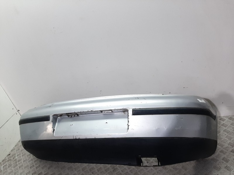 Recambio de paragolpes trasero para seat leon (1m1) 1.6 16 v referencia OEM IAM 1M6807417BD  PLATA