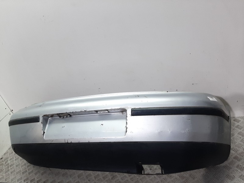 Recambio de paragolpes trasero para seat leon (1m1) 1.6 16 v referencia OEM IAM 1M6807417BD  PLATA