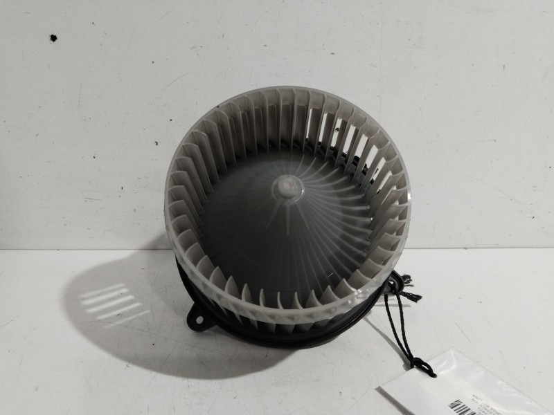 Recambio de motor calefaccion para opel insignia berlina sportive referencia OEM IAM 5242673401  