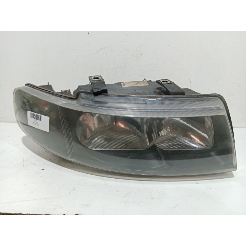 Recambio de faro derecho para seat leon (1m1) 1.6 16 v referencia OEM IAM 1M1941016  