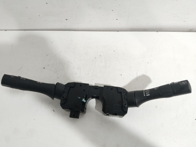 Recambio de mando multifuncion para nissan leaf basis referencia OEM IAM 255503NA1A  