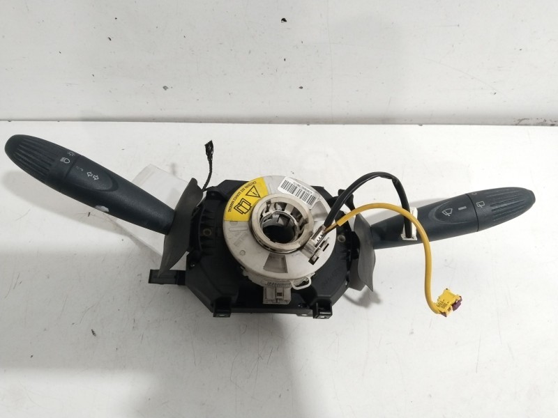 Recambio de mando multifuncion para ford ka (ccu) titanium referencia OEM IAM 07354736600  