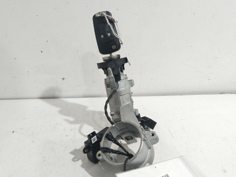 Recambio de conmutador de arranque para opel insignia berlina sportive referencia OEM IAM 20939745  