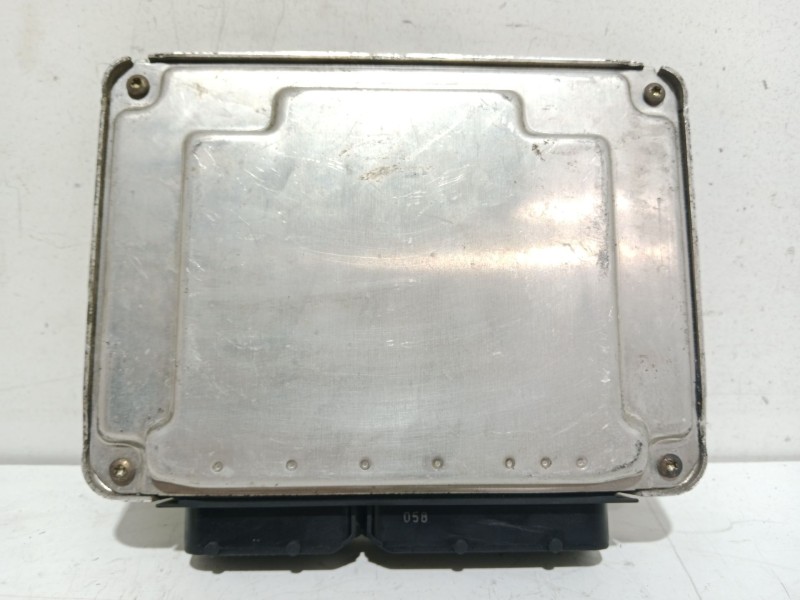 Recambio de centralita motor uce para seat alhambra (7v8, 7v9) 1.9 tdi referencia OEM IAM 0281010630 038906019 