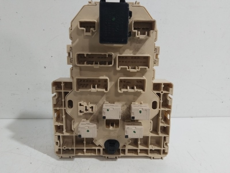 Recambio de caja reles / fusibles para suzuki sx4 rw (ey) gl+ referencia OEM IAM 3677079J41  