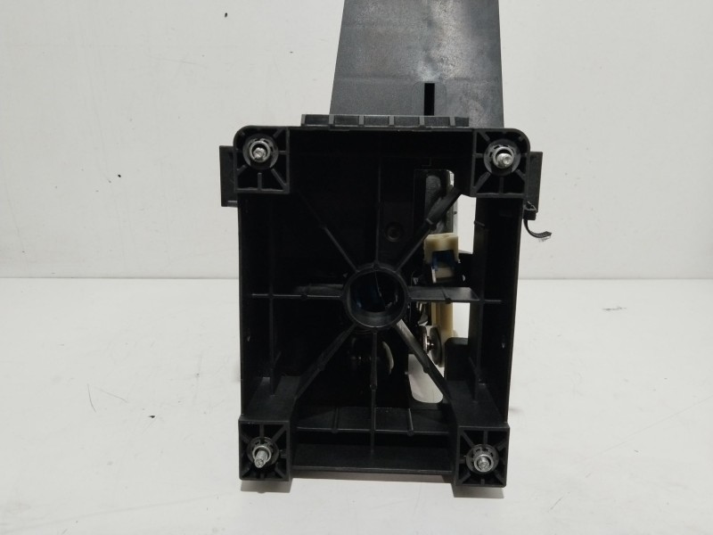 Recambio de palanca cambio para opel insignia berlina sportive referencia OEM IAM 8126201000  