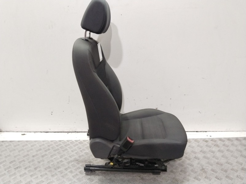 Recambio de asiento delantero izquierdo para hyundai ioniq (ae) 1.6 gdi hybrid referencia OEM IAM   