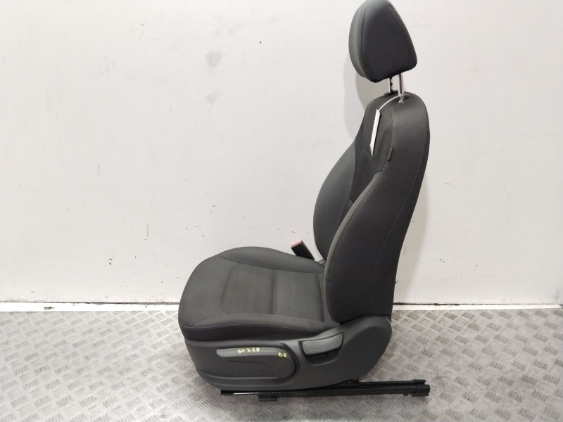 Recambio de asiento delantero izquierdo para hyundai ioniq (ae) 1.6 gdi hybrid referencia OEM IAM   