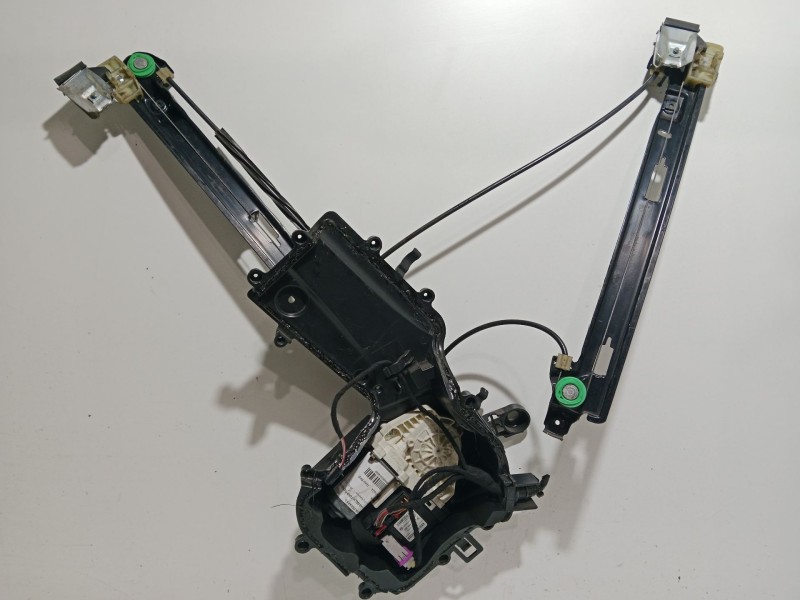 Recambio de elevalunas delantero derecho para seat leon (1p1) reference referencia OEM IAM 1P0837462A ELECTRICO 