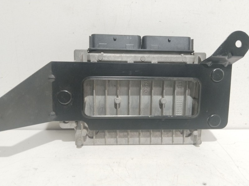 Recambio de centralita motor uce para daewoo tacuma (u100) 1.6 referencia OEM IAM 96487150  S010016037E