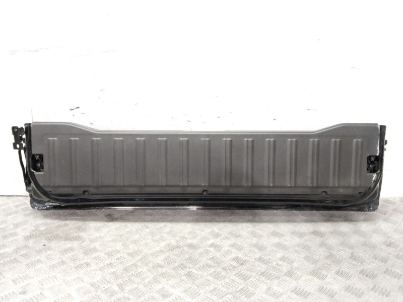 Recambio de tapa maletero para volvo xc90 d5 executive (7 asientos) (136kw) referencia OEM IAM 31335538  NEGRO