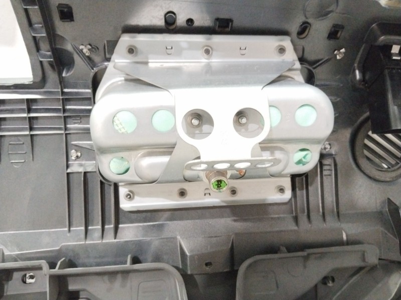 Recambio de salpicadero para ford kuga i 2.0 tdci referencia OEM IAM 1745856  