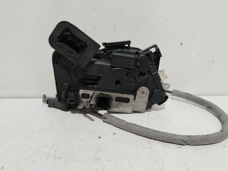 Recambio de cerradura puerta trasera izquierda para seat leon sportstourer (kl8) style referencia OEM IAM 5K4839015AF  