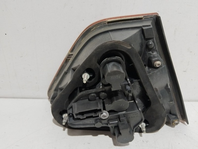 Recambio de piloto porton trasero derecho para seat toledo (kg3) emoción referencia OEM IAM   