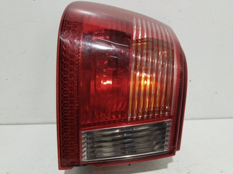 Recambio de piloto trasero izquierdo para seat ibiza ii (6k1) 1.4 16v referencia OEM IAM 6K6945257C  