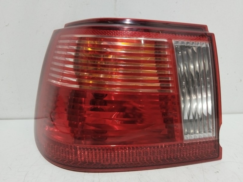 Recambio de piloto trasero izquierdo para seat ibiza ii (6k1) 1.4 16v referencia OEM IAM 6K6945257C  