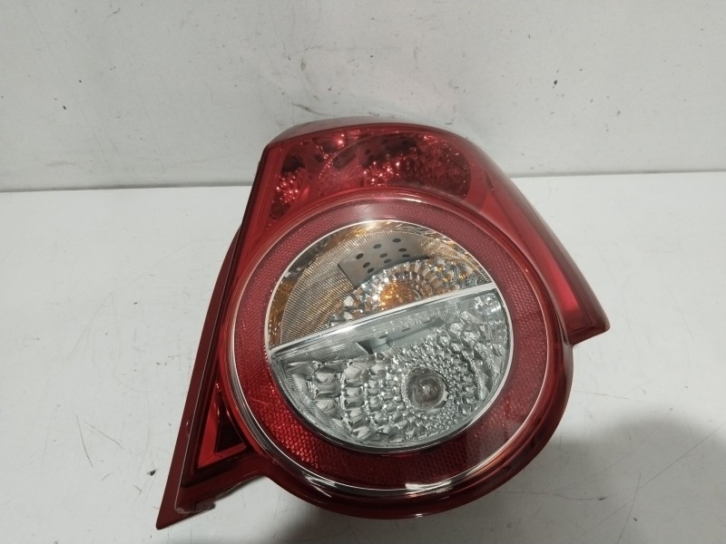 Recambio de piloto trasero derecho para chevrolet aveo ls referencia OEM IAM 96650805  96650805