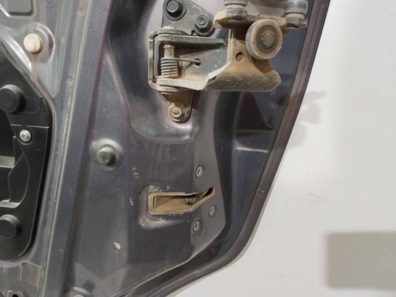 Recambio de puerta trasera derecha para mazda 5 (cr) 2.0 cd (cr19) referencia OEM IAM C2Y57202XF  