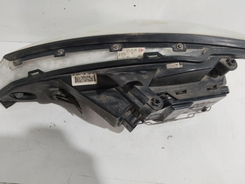 Recambio de faro derecho para ford focus i (daw, dbw) 1.8 tdci referencia OEM IAM 2M5113W029BD  