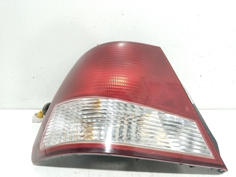 Recambio de piloto trasero izquierdo para hyundai accent ii (lc) 1.3 referencia OEM IAM 9240125220   Recambio de piloto trasero izquierdo para hyundai accent ii (lc) 1.3 referencia OEM IAM 9240125220