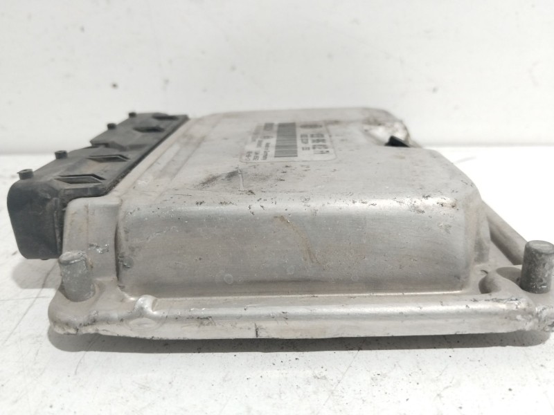 Recambio de centralita motor uce para seat leon (1m1) signo referencia OEM IAM 0281010686 038906012FN 