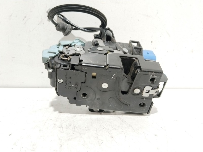 Recambio de cerradura puerta delantera izquierda para skoda octavia berlina (1z3) collection referencia OEM IAM 3D1837015A  