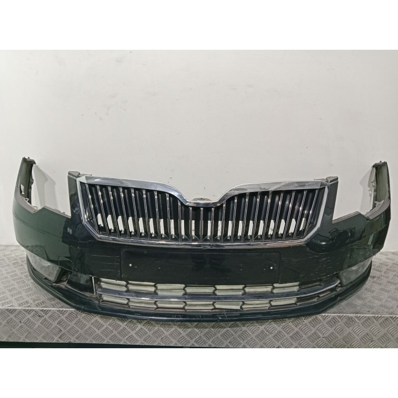 Recambio de paragolpes delantero para skoda suberb (3t4) ambition referencia OEM IAM   