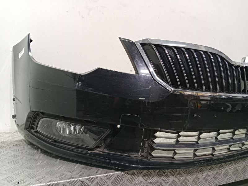 Recambio de paragolpes delantero para skoda suberb (3t4) ambition referencia OEM IAM   