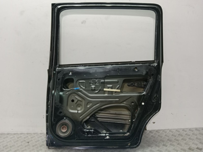 Recambio de puerta trasera derecha para opel zafira b cosmo referencia OEM IAM 124244 NEGRO 