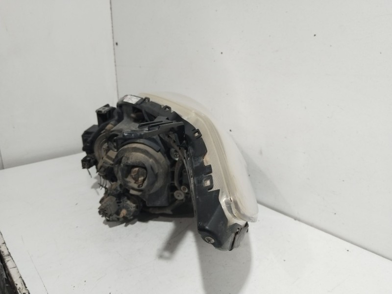 Recambio de faro derecho para mazda 5 (cr) 2.0 cd (cr19) referencia OEM IAM C29151030  