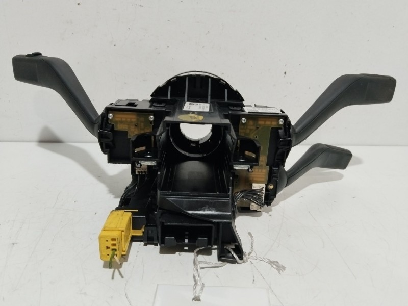 Recambio de mando multifuncion para volkswagen passat berlina (3c2) edition referencia OEM IAM 3C5953513R  3C0959653B