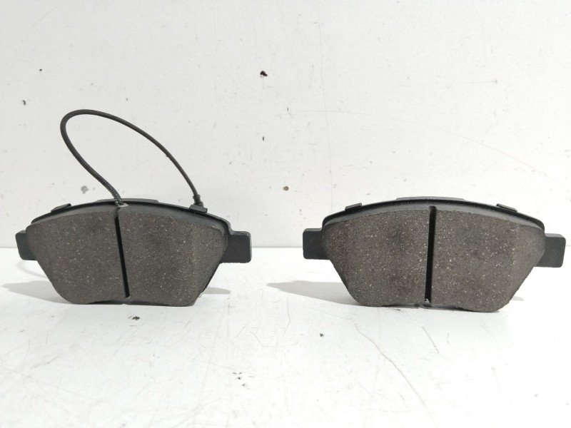 Recambio de juego pastillas de freno delanteras para fiat idea (350_) 1.2 16v referencia OEM IAM 1639374480  