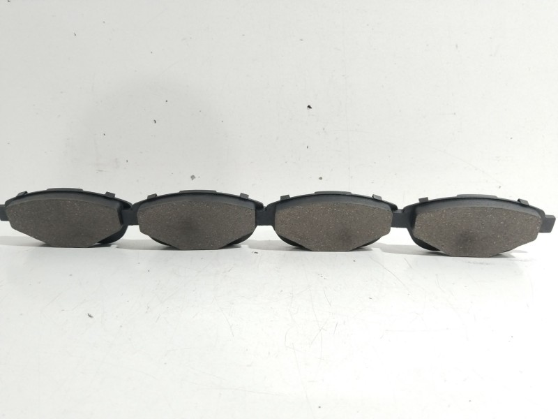 Recambio de juego pastillas de freno delanteras para peugeot 206 cc (2d) 2.0 s16 referencia OEM IAM 1619790480  