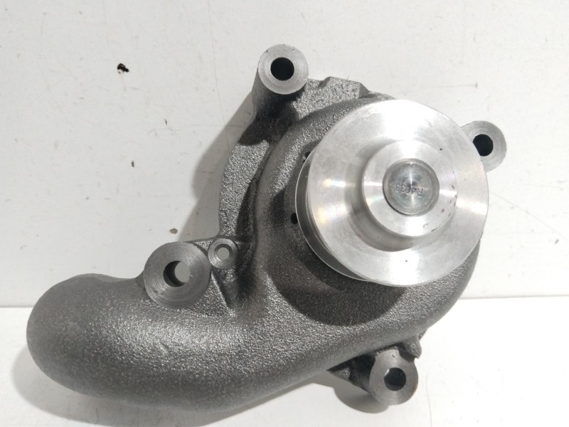 Recambio de bomba agua para mazda 121 iii (jasm, jbsm) 1.8 td referencia OEM IAM 1623106180  