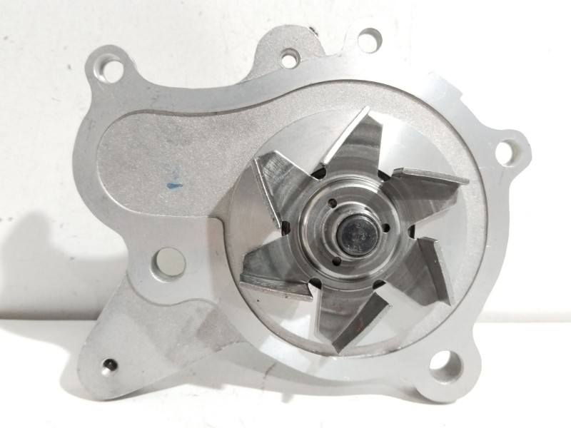 Recambio de bomba agua para kia carens ii monospace (fj) 2.0 crdi referencia OEM IAM 1623105580  