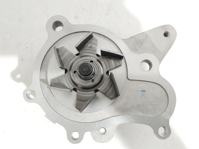 Recambio de bomba agua para kia carens ii monospace (fj) 2.0 crdi referencia OEM IAM 1623105580  