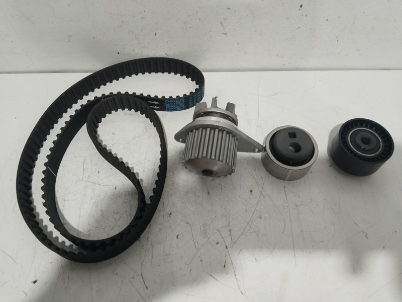 Recambio de kit distribucion para peugeot 106 i (1a, 1c) 1.0 referencia OEM IAM 1611898780  