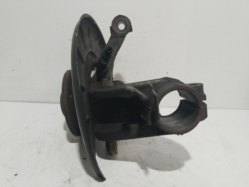 Recambio de mangueta delantera derecha para skoda rapid (nh3, nk3, nk6) 1.6 tdi referencia OEM IAM 6Q0407256S  