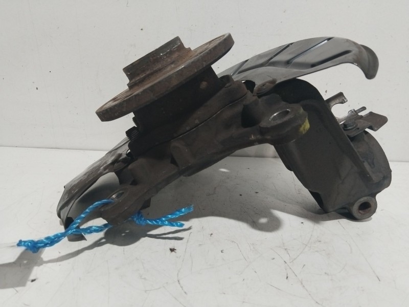 Recambio de mangueta delantera derecha para skoda rapid (nh3, nk3, nk6) 1.6 tdi referencia OEM IAM 6Q0407256S  