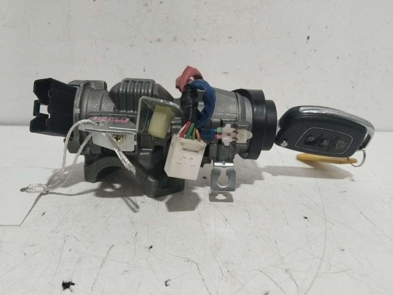 Recambio de conmutador de arranque para hyundai i40 cab bluedrive referencia OEM IAM 819003ZA00  