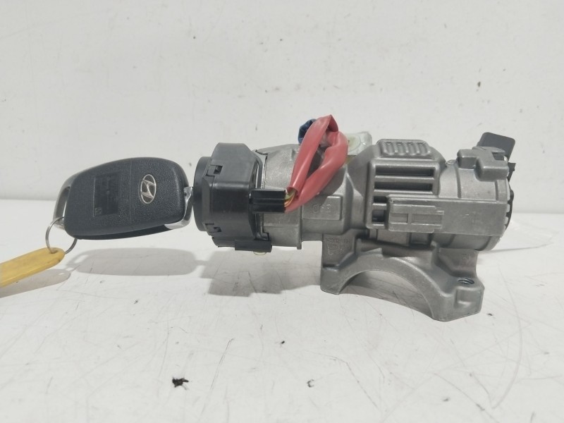 Recambio de conmutador de arranque para hyundai i40 cab bluedrive referencia OEM IAM 819003ZA00  