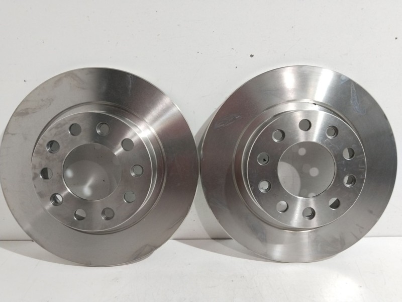 Recambio de disco freno trasero para dodge dart 1.4 t referencia OEM IAM 1618886080  