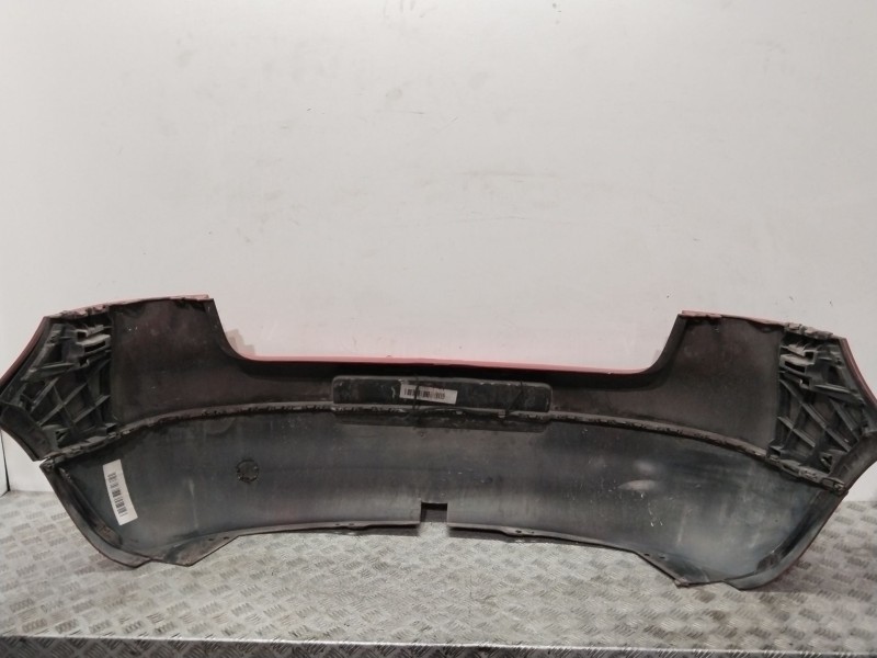 Recambio de paragolpes trasero para volkswagen golf v (1k1) 1.9 tdi referencia OEM IAM 1K6807417  ROJO