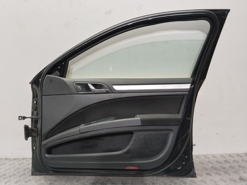 Recambio de puerta delantera derecha para skoda suberb (3t4) ambition referencia OEM IAM 3T0831056  AMARILLO